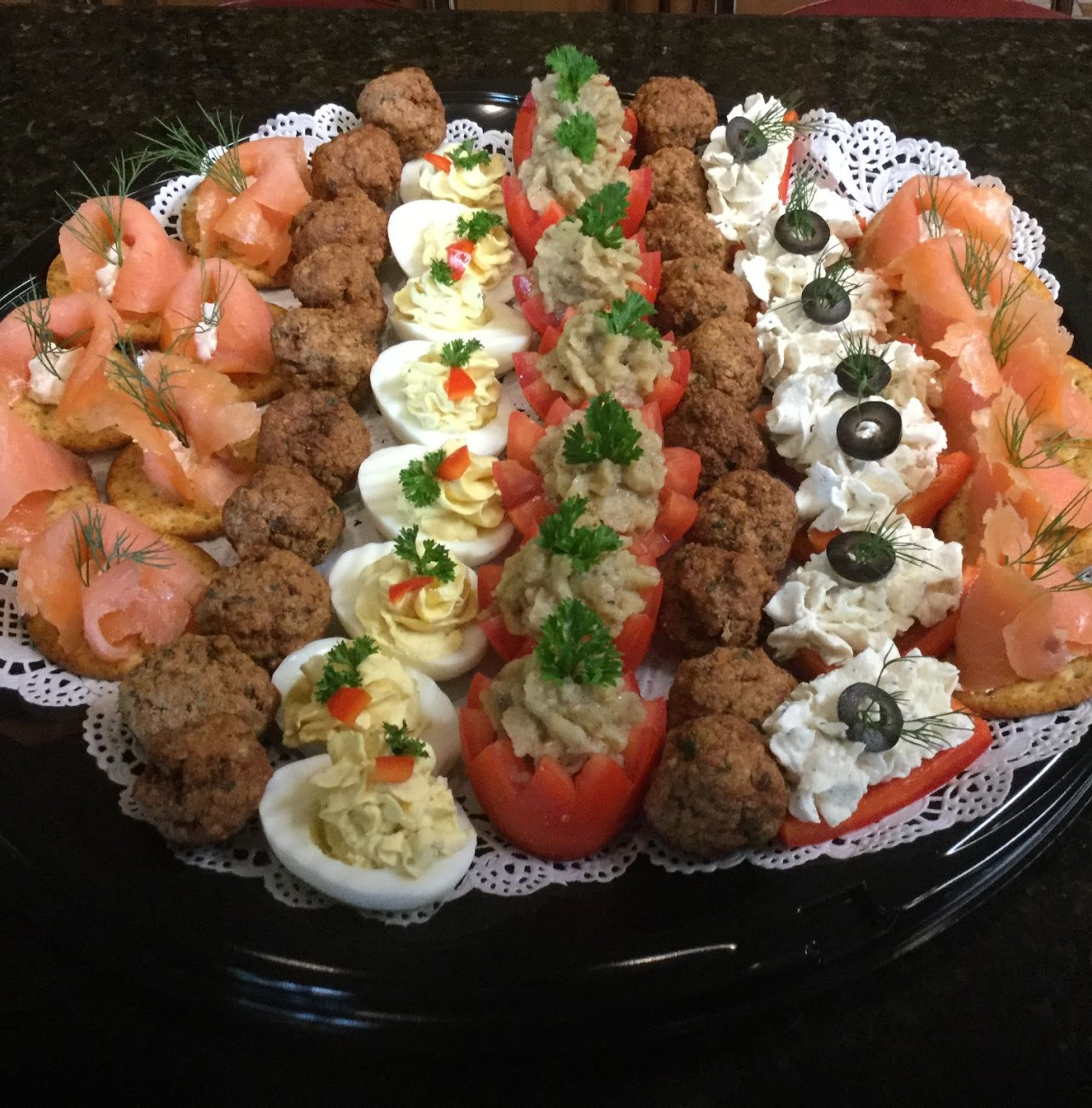 Platou cu aperitive diverse